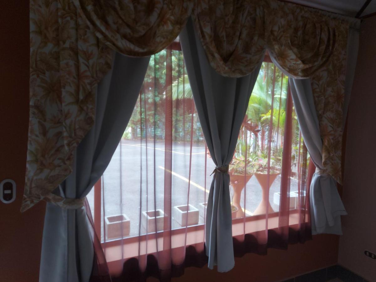 Hotel Torre Fuerte Venecia Exterior photo